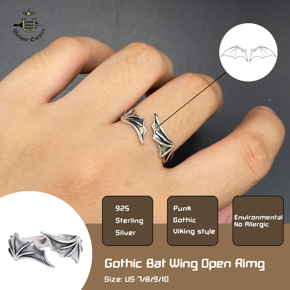 Gothic Skull Ring - Anello Gotico con Ali di Pipistrello,