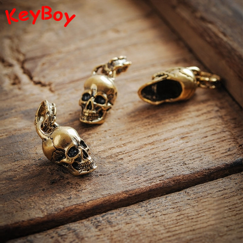 Gothic Skull Ring - Portachiavi Vintage Punk con Teschio, Gioiello