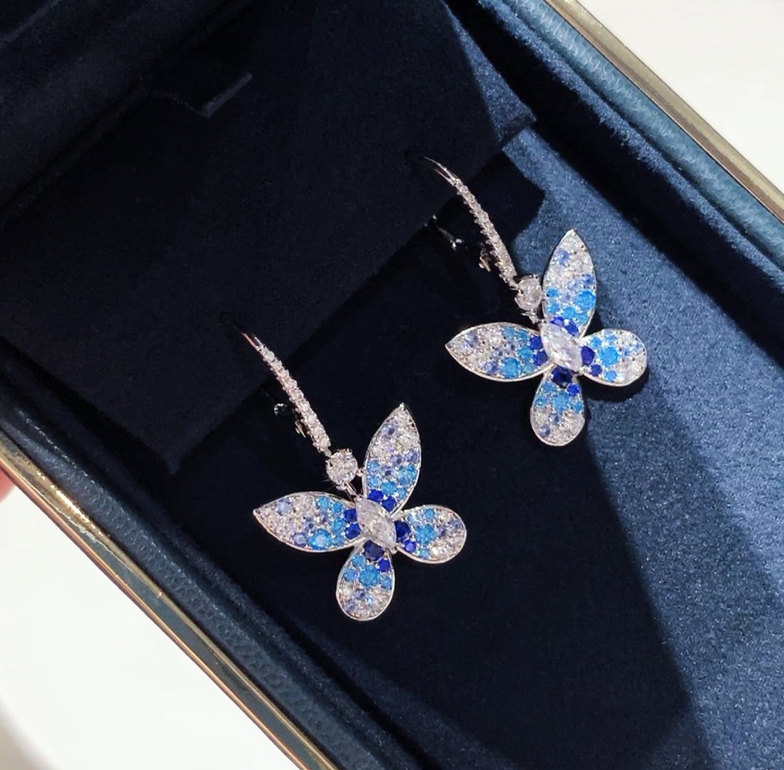 Diamond Stud Earrings - Nuovi Orecchini, Anelli o Collana a