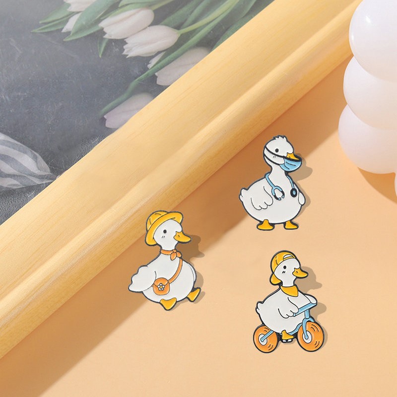 Spilla personalizzata oca anat - Shop Jewelry & Watches Near Me recensione e prezzo