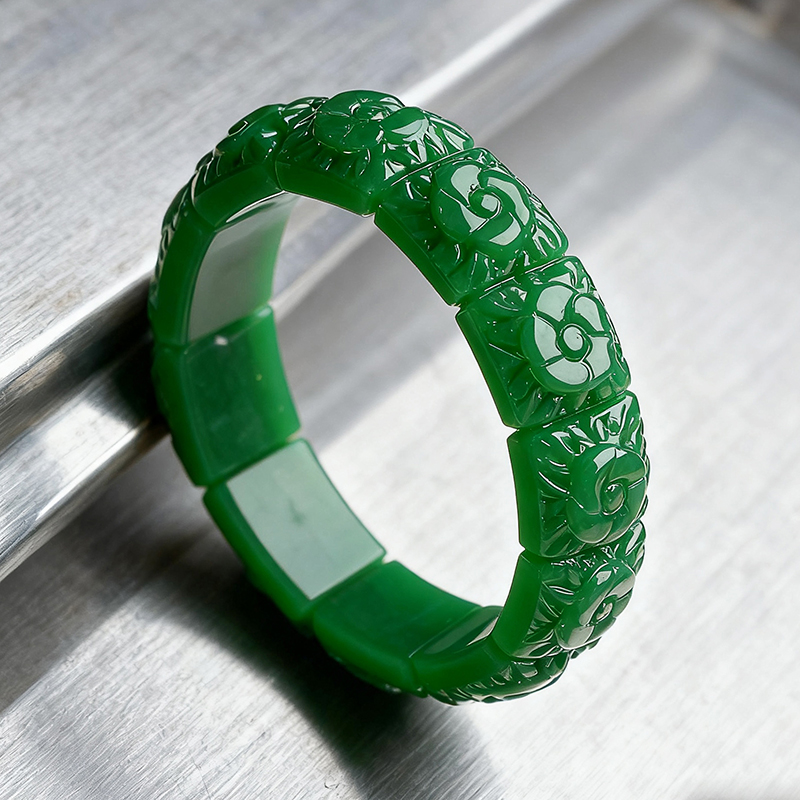 Bracciale con fiore di giada r - Luxury Gifts Jewelry & Watches Namfleg Mostar recensione e prezzo