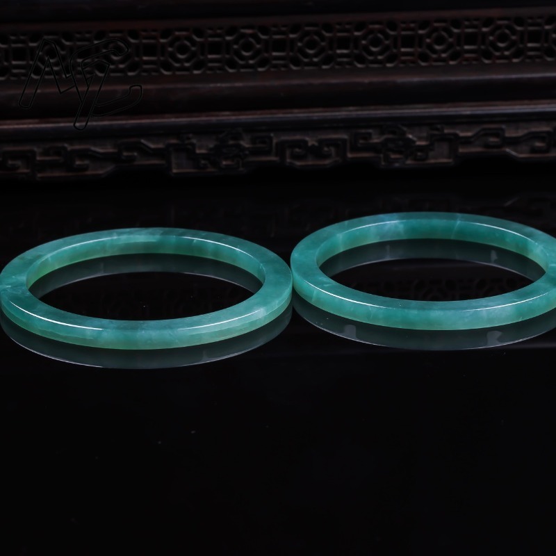 Bracciale in Giada Smeraldo Na - Jewelry & Watches Sp Z Oo Opinie recensione e prezzo