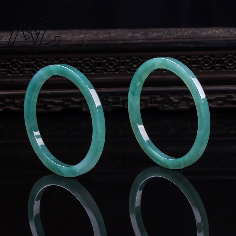 Bracciale in Giada Smeraldo Na - Jewelry & Watches Sp Z Oo Opinie recensione e prezzo